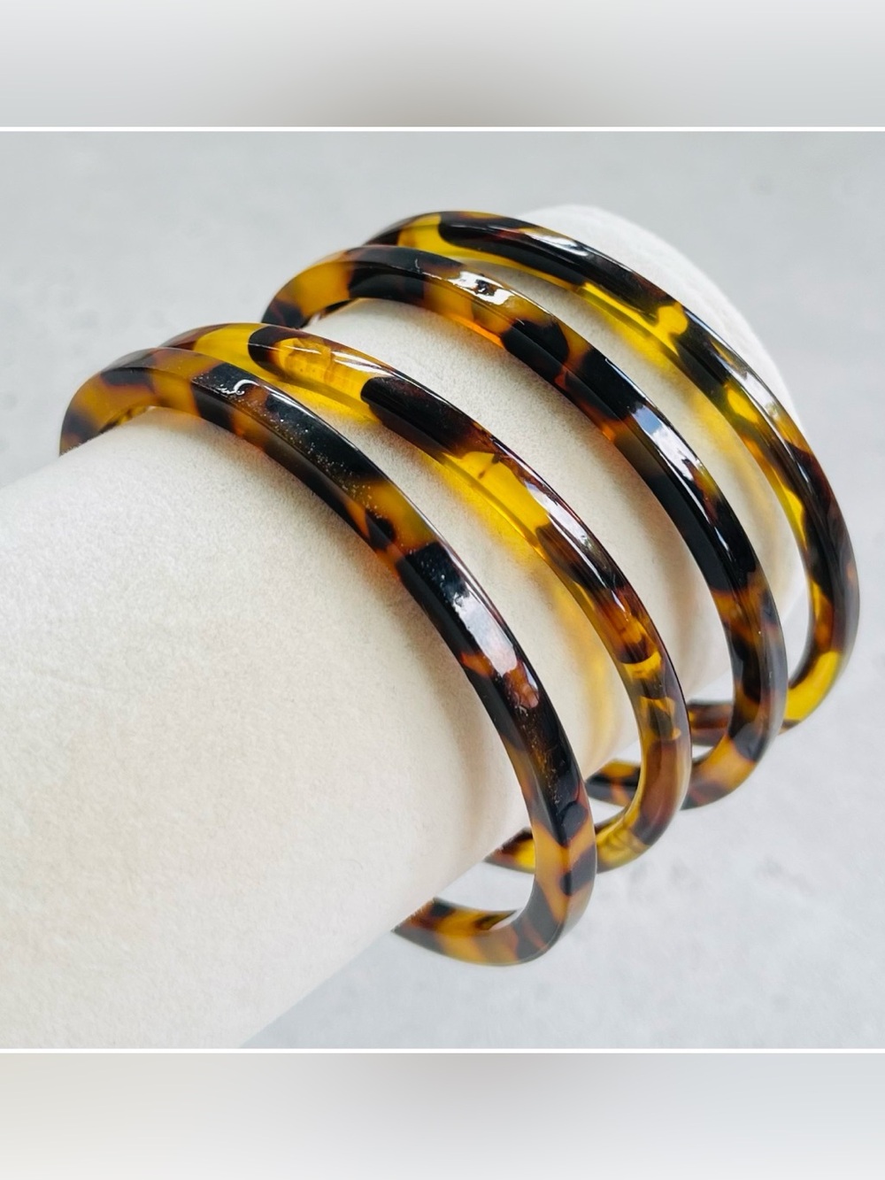 Set of 4 Faux Tortoiseshell Cellulose Acetate Thin Bangles Bracelets
